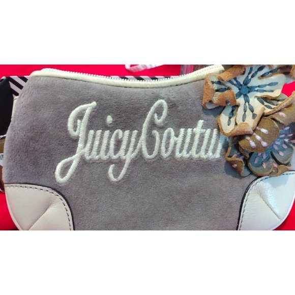 Juicy Couture Mini Wristlet - Picture 2 of 4